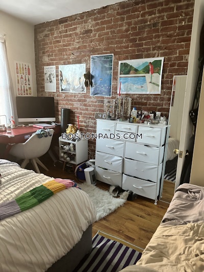 Mission Hill 3 Bed, 1 Bath Unit Boston - $4,200