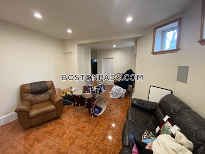 Brookline 4 Beds 3 Baths  Coolidge Corner - $6,000 No Fee