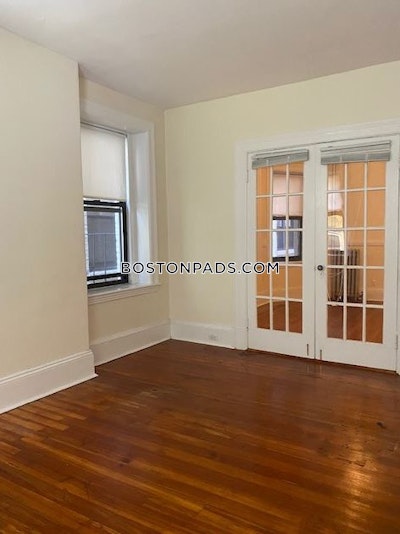 Cambridge 2 Beds 1 Bath  Central Square/cambridgeport - $2,700 50% Fee