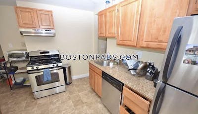 South Boston 3 Bed, 1 Bath Unit Boston - $3,750 No Fee