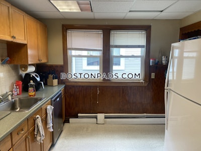 Medford 4 Beds 2 Baths Tufts  Tufts - $4,800