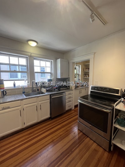 Somerville 4 Beds Tufts  Tufts - $5,300