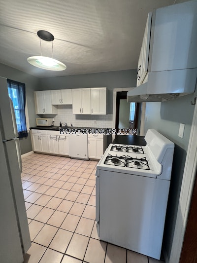 Jamaica Plain 3 Beds 1 Bath Boston - $3,000