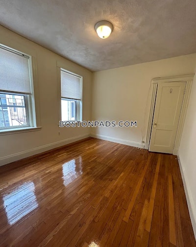 Fenway/kenmore Beautiful Studio in Fenway/kenmore! Boston - $2,300