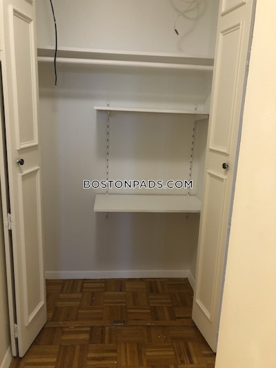 Brookline 2 Bed 1.5 Bath BROOKLINE- BOSTON UNIVERSITY $3,700  Boston University - $3,700