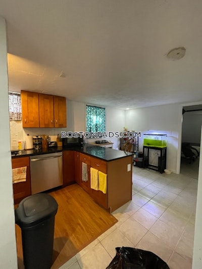 Mission Hill 1 Bed 1 Bath Boston - $2,400