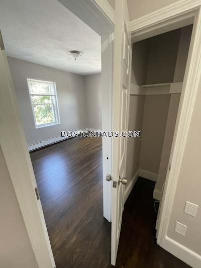 Lynn 1 Bed 1 Bath - $2,100 50% Fee