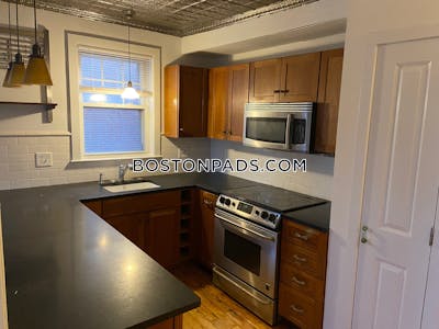 Chelsea Beautiful 2 and a Half Bedrooms Apartment - $3,300 50% Fee